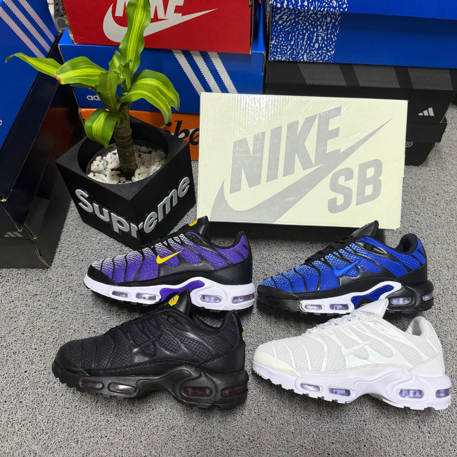 NIKE TN AIR MAX PLUS