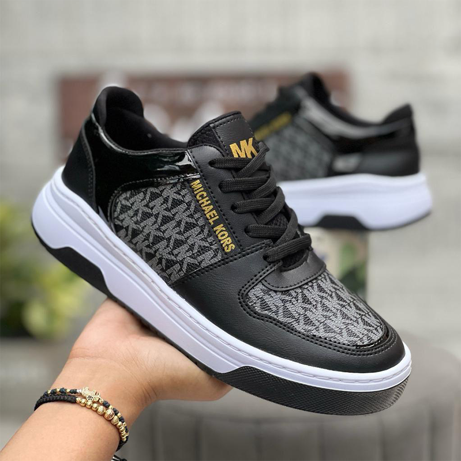 COLECCIÓN MICHAEL KORS CHICSTRIDE ELEGAN